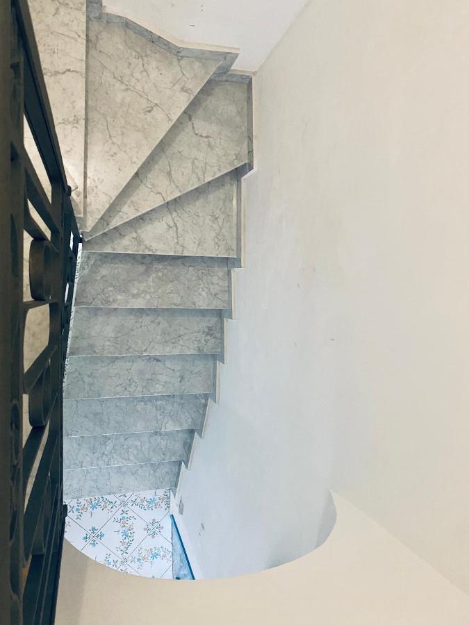 Cartari Apartment